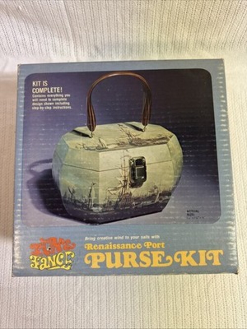 Vintage 1970s Fun & Fancy Renaissance Port Purse KIt